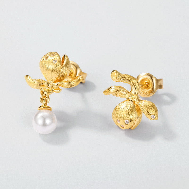 Golden Flora Pearl Studs