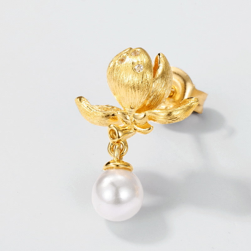 Golden Flora Pearl Studs
